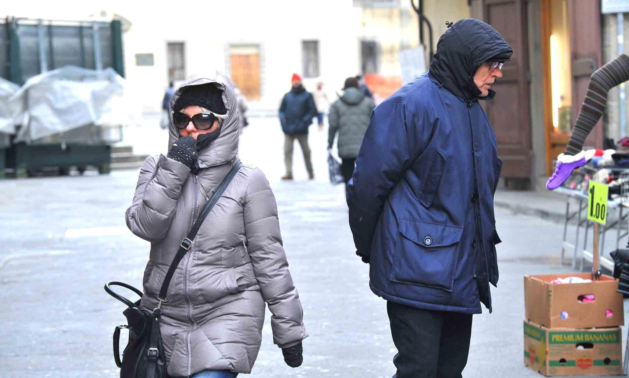 Freddo e vento, allerta meteo arancione per Pistoia
