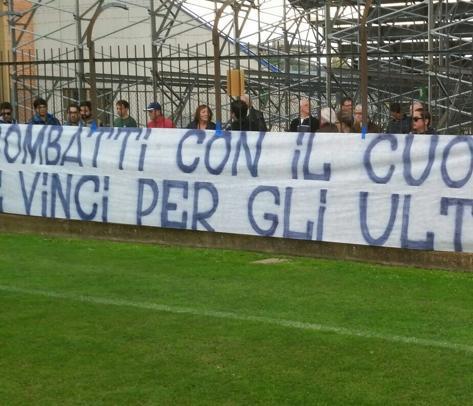 Cori e striscione è febbre tra i tifosi 