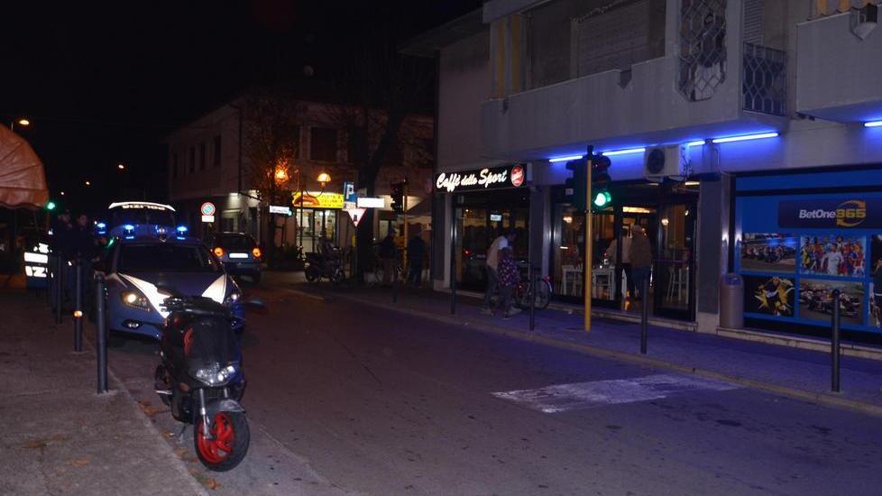 La polizia denuncia gli aggressori del barista