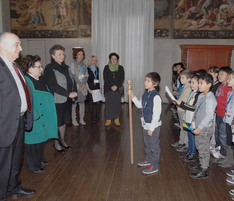 Bimbi e cittadini onorari ecco 160 nuovi modenesi 