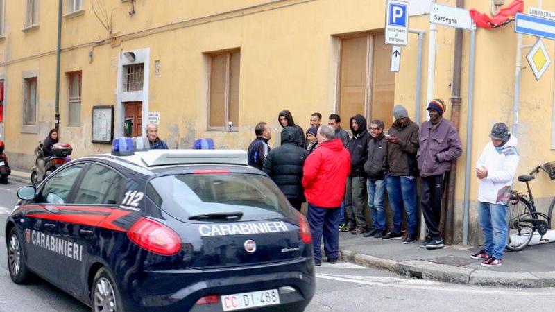 Famiglie sfrattate occupano la ex Circoscrizione 3