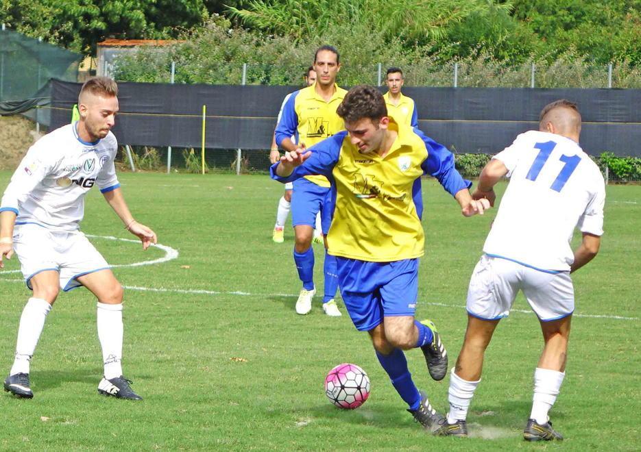 Un'azione di gioco della Ciregliese (Foto Gori)