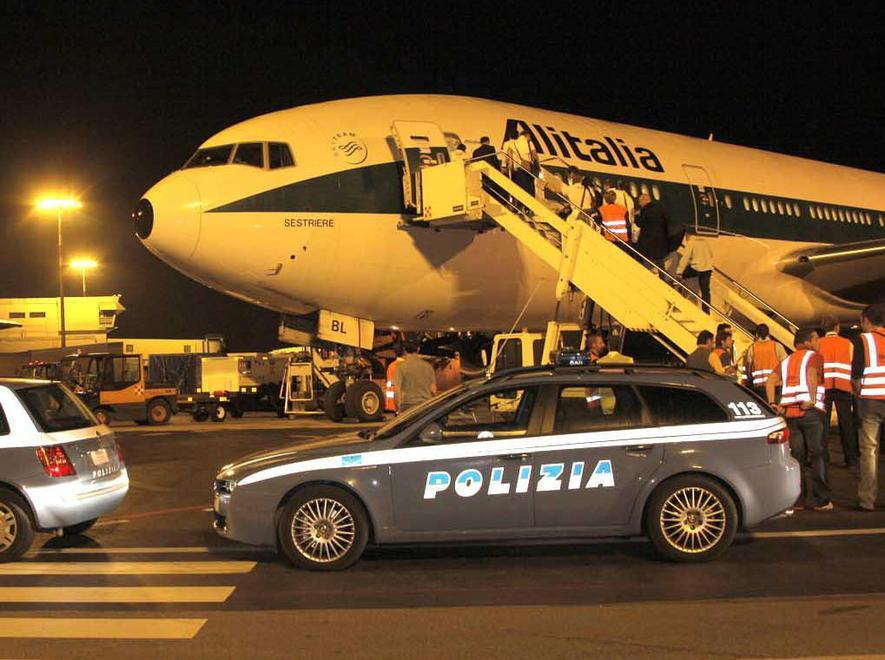 Terrorismo, la polizia aumenta l’organico: inviati 8 agenti in più 