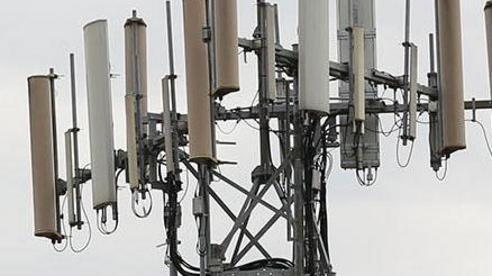 Pasticcio telefonini: Tim fa ricorso al Tar contro il Comune