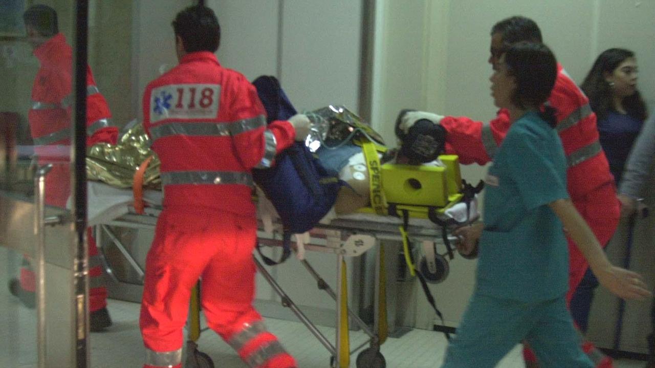 Un paziente trasportato con l'elicottero al centro grandi ustionati