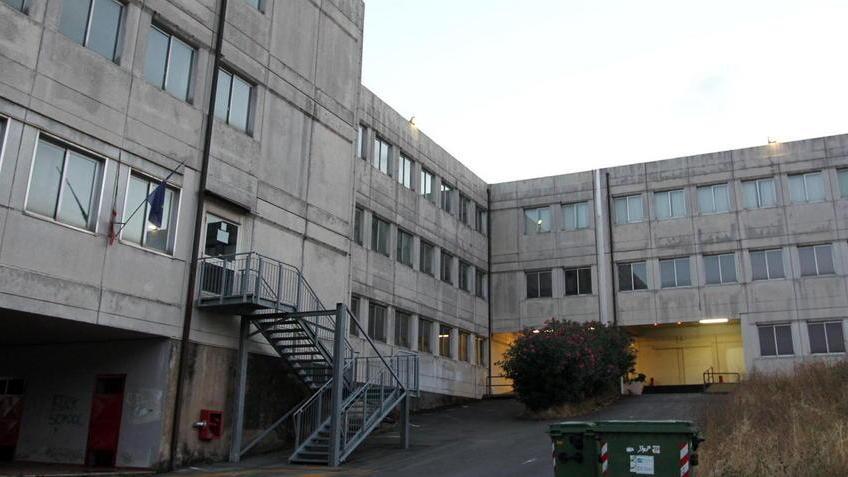 Piscina chiusa: genitori attaccano la Provincia