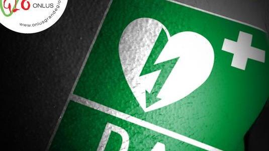 Garzella, un calendario benefico per donare un defibrillatore