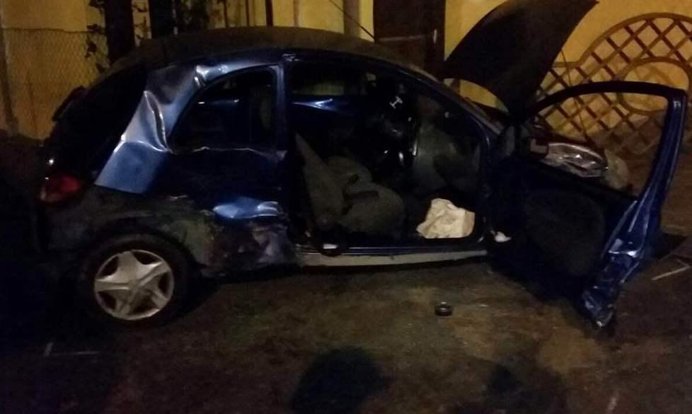 Incidente, feriti estratti dai pompieri