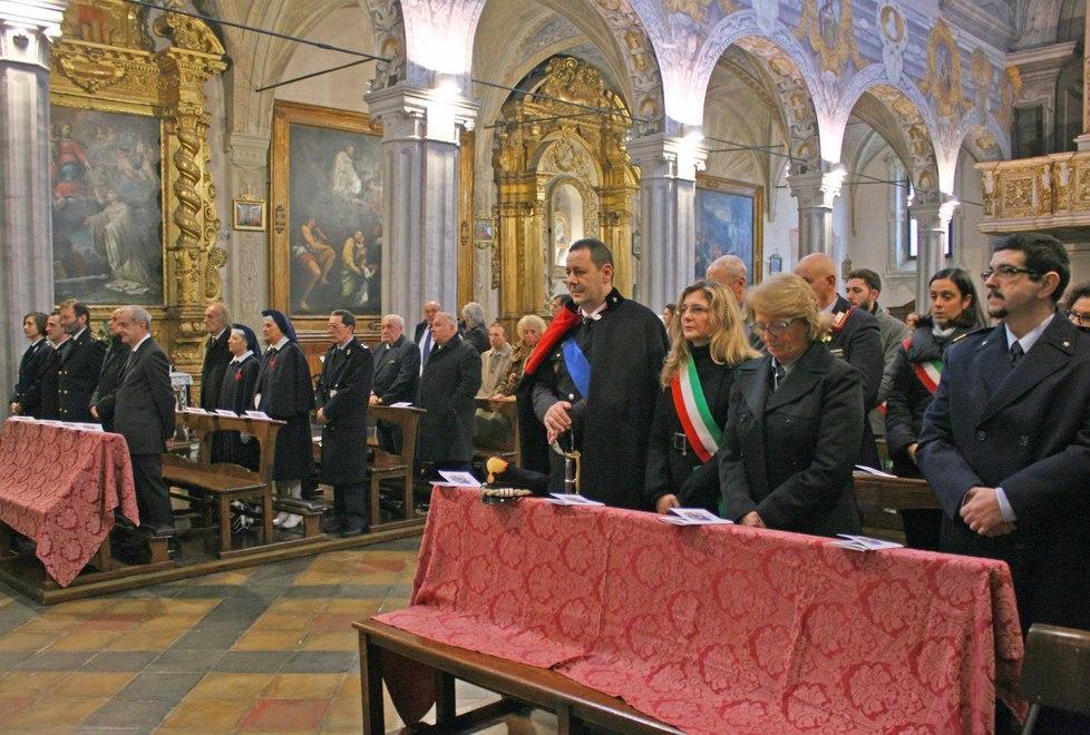 Arma, la messa per la Virgo Fidelis