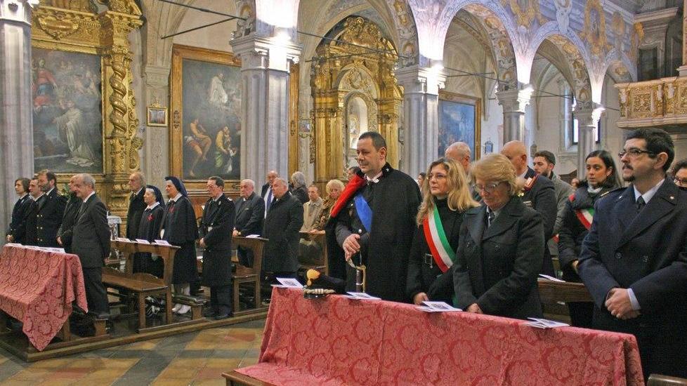 Arma, la messa per la Virgo Fidelis
