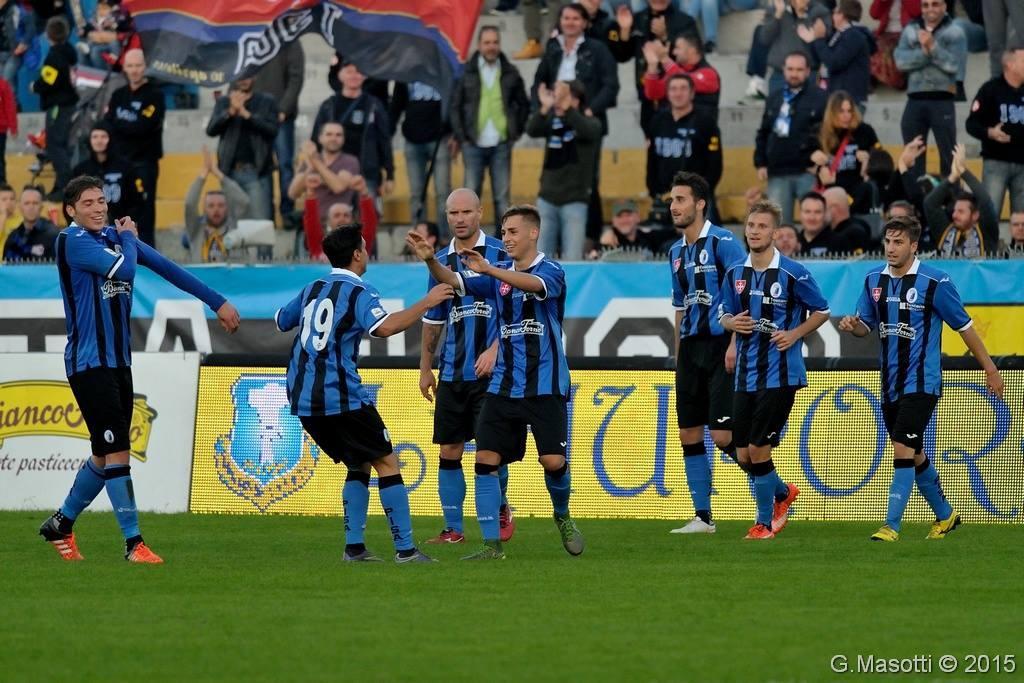 L'esultanza dei nerazzurri dopo un gol (Masotti/pisachannel.tv)