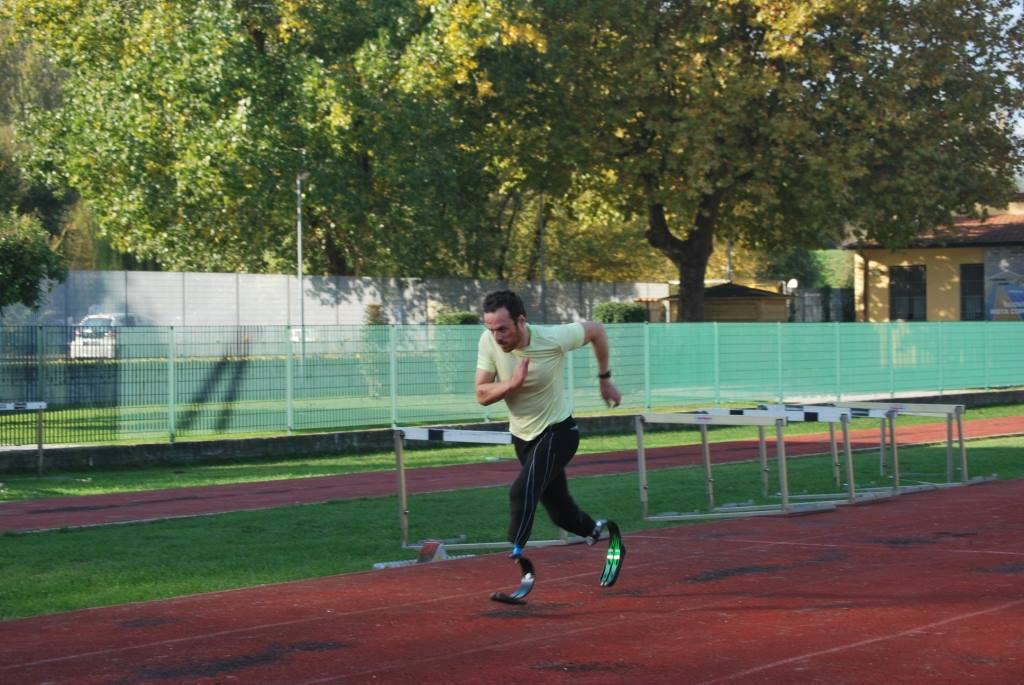 Andrea passa il traguardo: avrà le protesi per correre