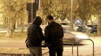 Un mese fa l’estorsione al sedicenne