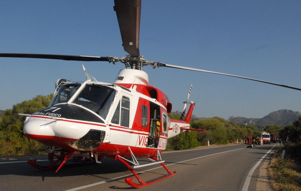 Cade nel caminetto, gravissimo un 88enne 