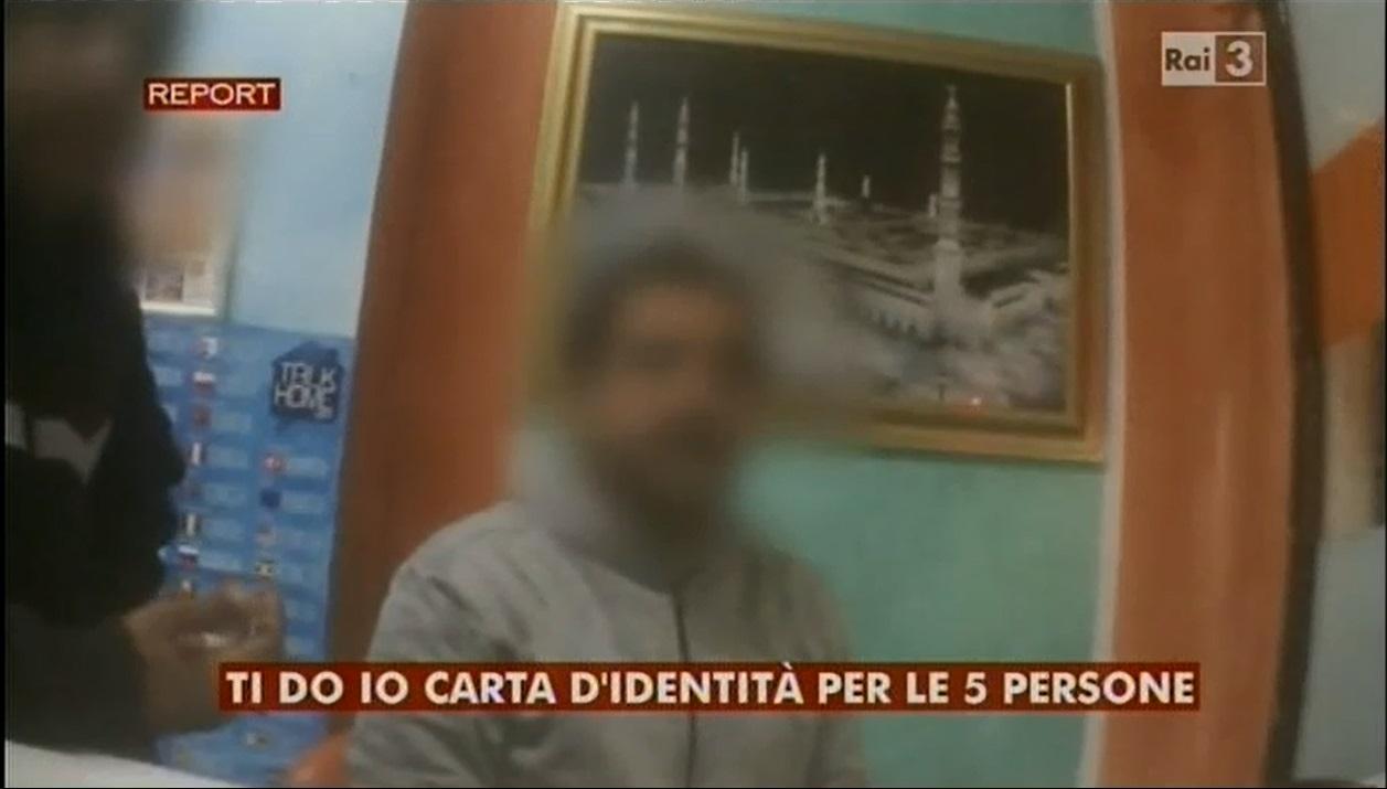 Movimenti sospetti di denaro da Reggio Emilia agli Emirati Arabi
