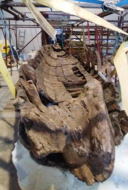 Dentro gli Arsenali prime navi antiche dopo il restauro 