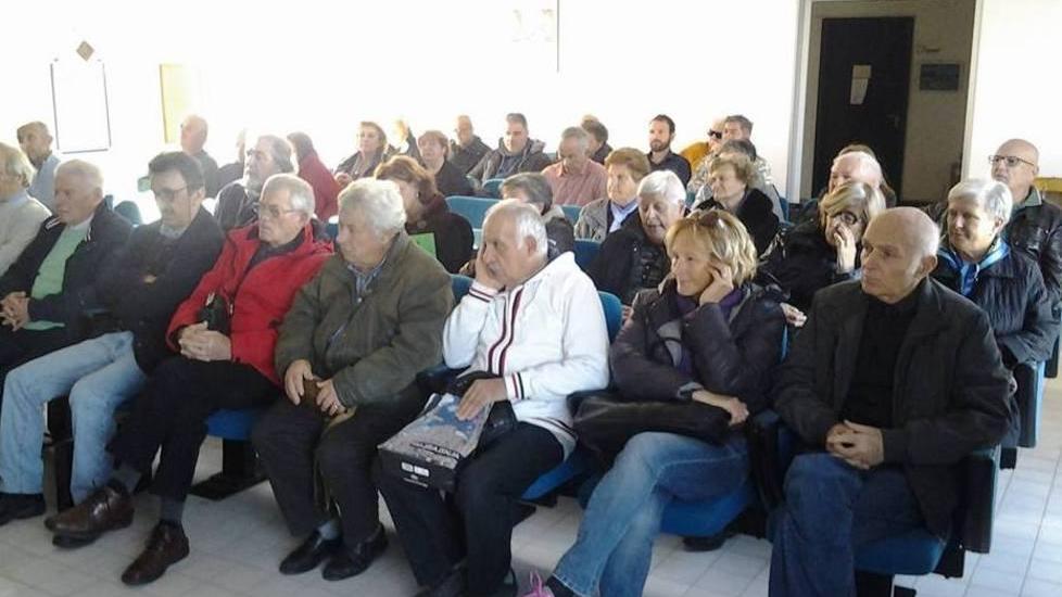 «Amianto, bonifica di scuole e tubature»