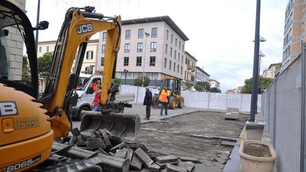Cantiere su corso Matteotti l’azzardo è il calendario