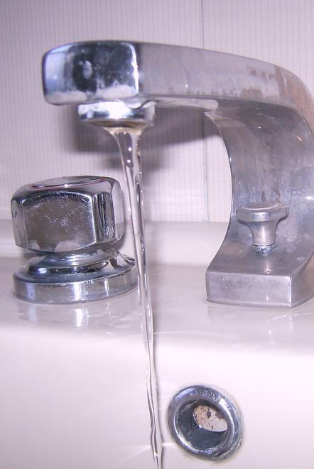 Giovedì niente acqua in quasi tutta la città dalle 8 alle 16