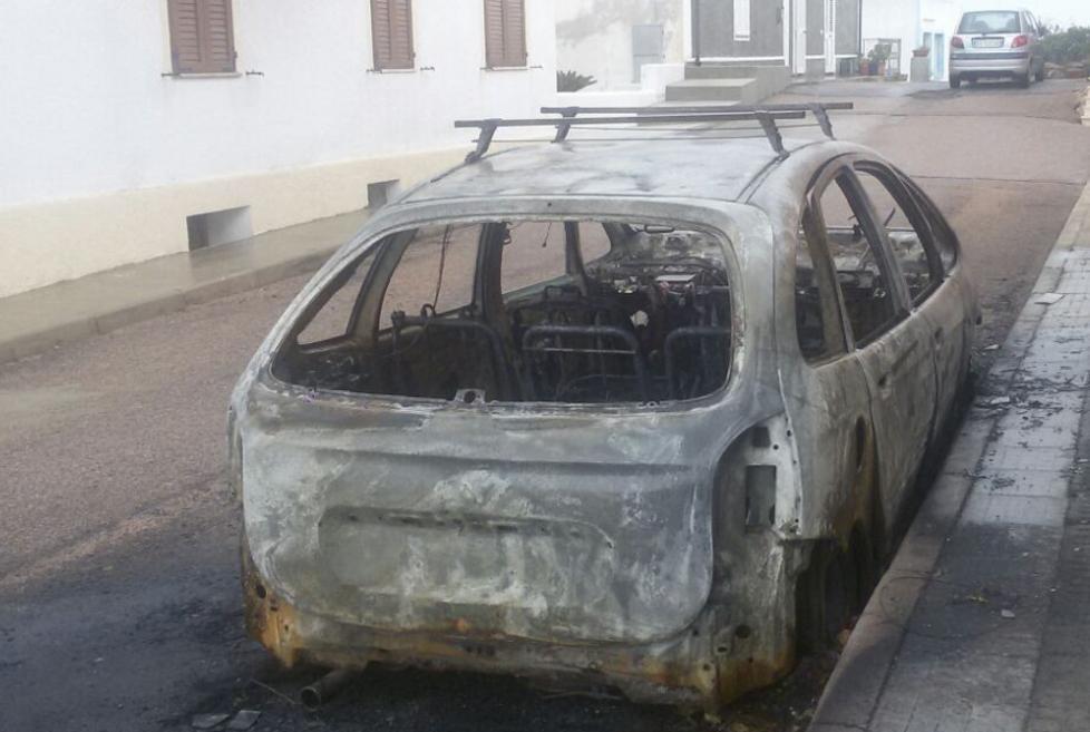 Atto intimidatorio: incendiari ripresi dalle telecamere? 