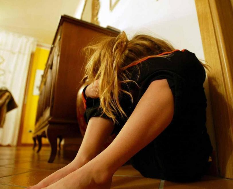 Picchiata dalla compagna finisce in ospedale 