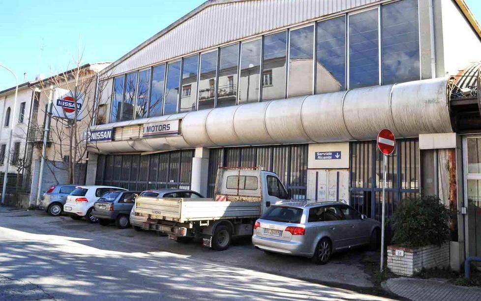 Ex concessionaria in via Ciampi partiti i lavori di risanamento 
