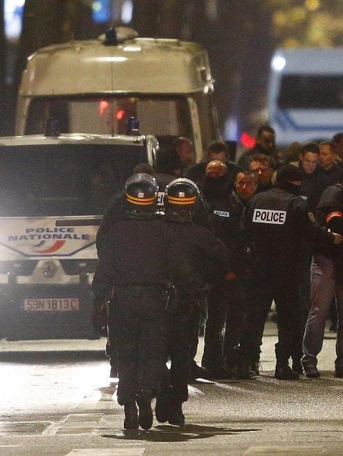 Nuovo allarme in Francia ma era una rapina con ostaggi