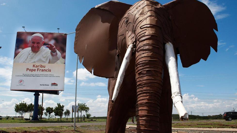 Il Papa in Africa contro il terrore