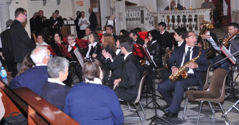 Santa Cecilia, cori e bande esaltano la festa