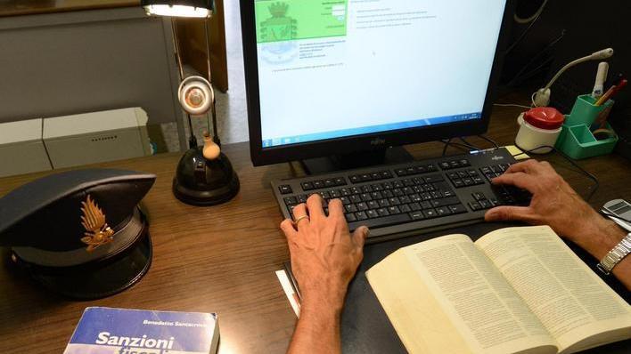 Denunciati dalla Finanza due consulenti finanziari