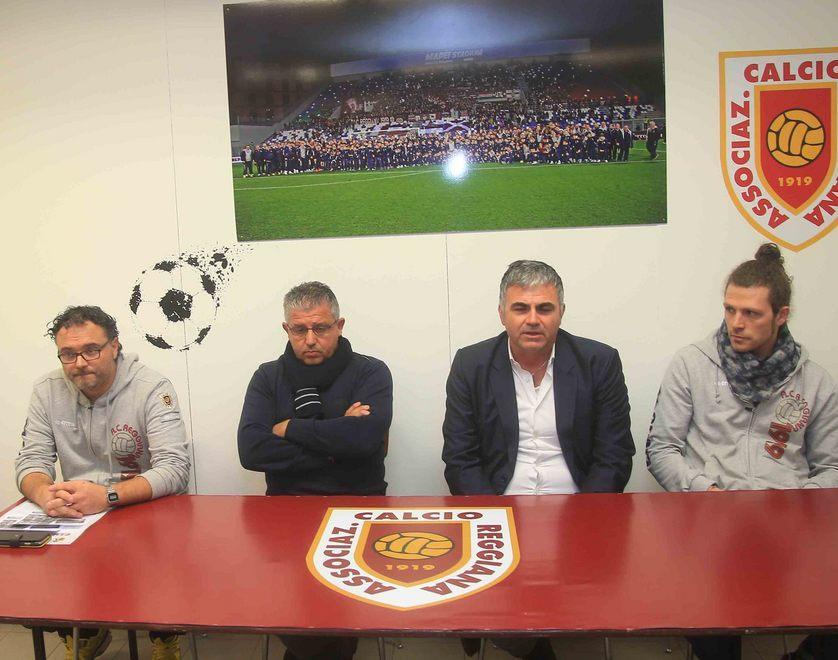 La scuola calcio fa lezione ai genitori 