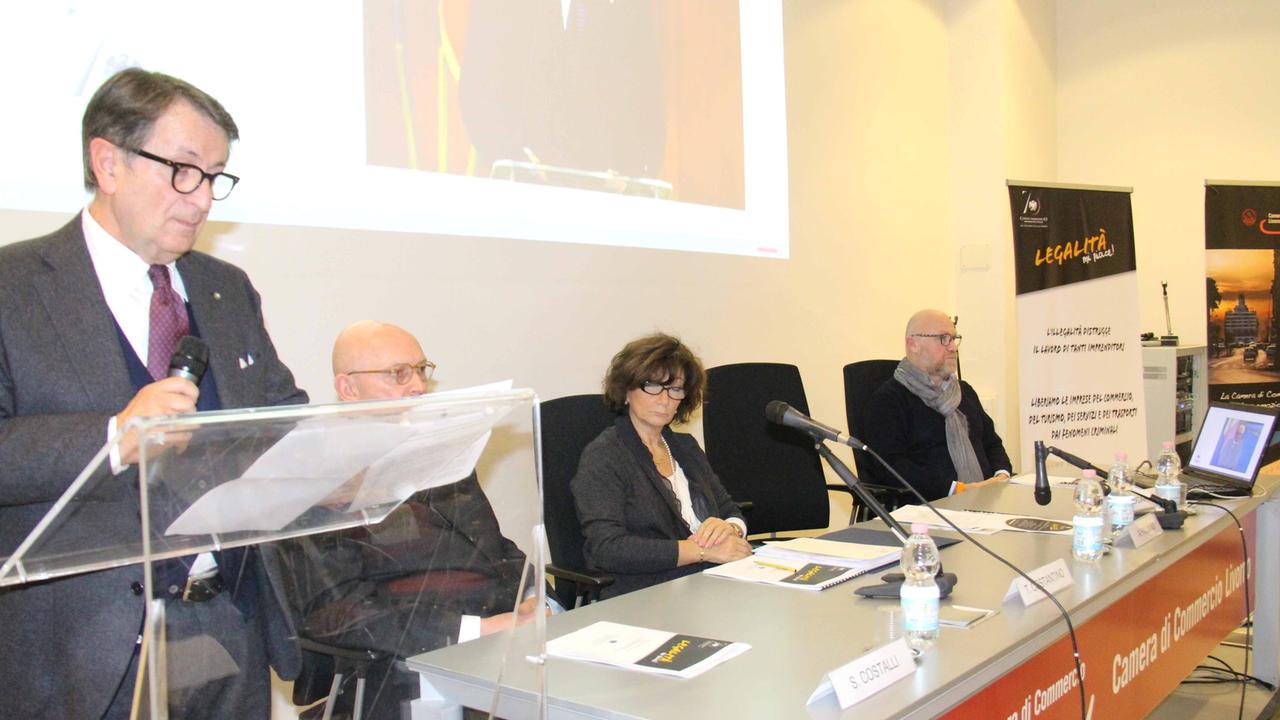 Abusivismo, furti e rapine: l'incubo degli imprenditori livornesi