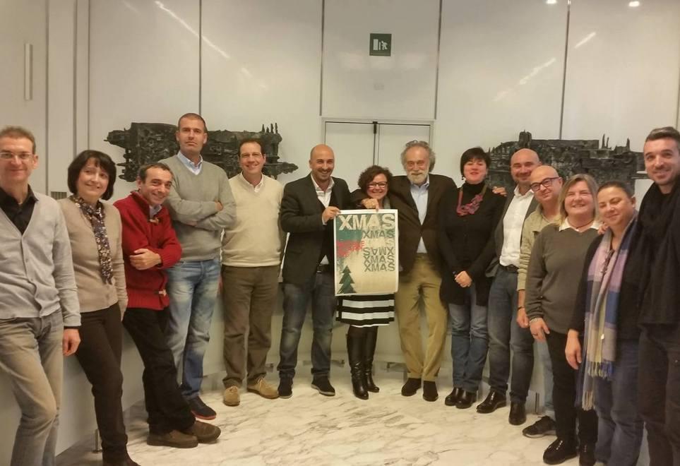 Via al “Natale in centro” tra musica e maxi presepe 