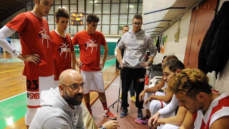 San Vincenzo vince il derby degli amici