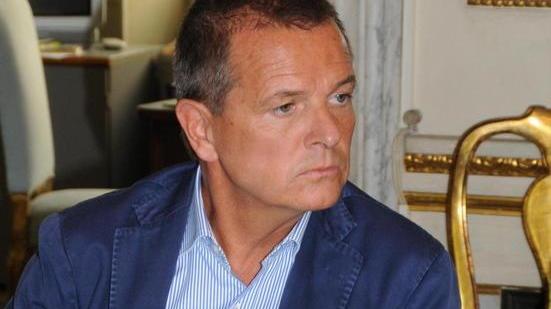 Diritti camerali, si apre il fronte del no