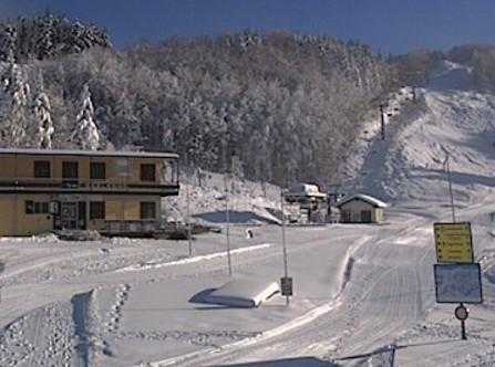 Cimone, piste aperte pure dopo il weekend 