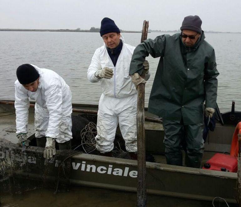 Contro la pesca abusiva in Valle rimosse reti e “trappole” illegali 
