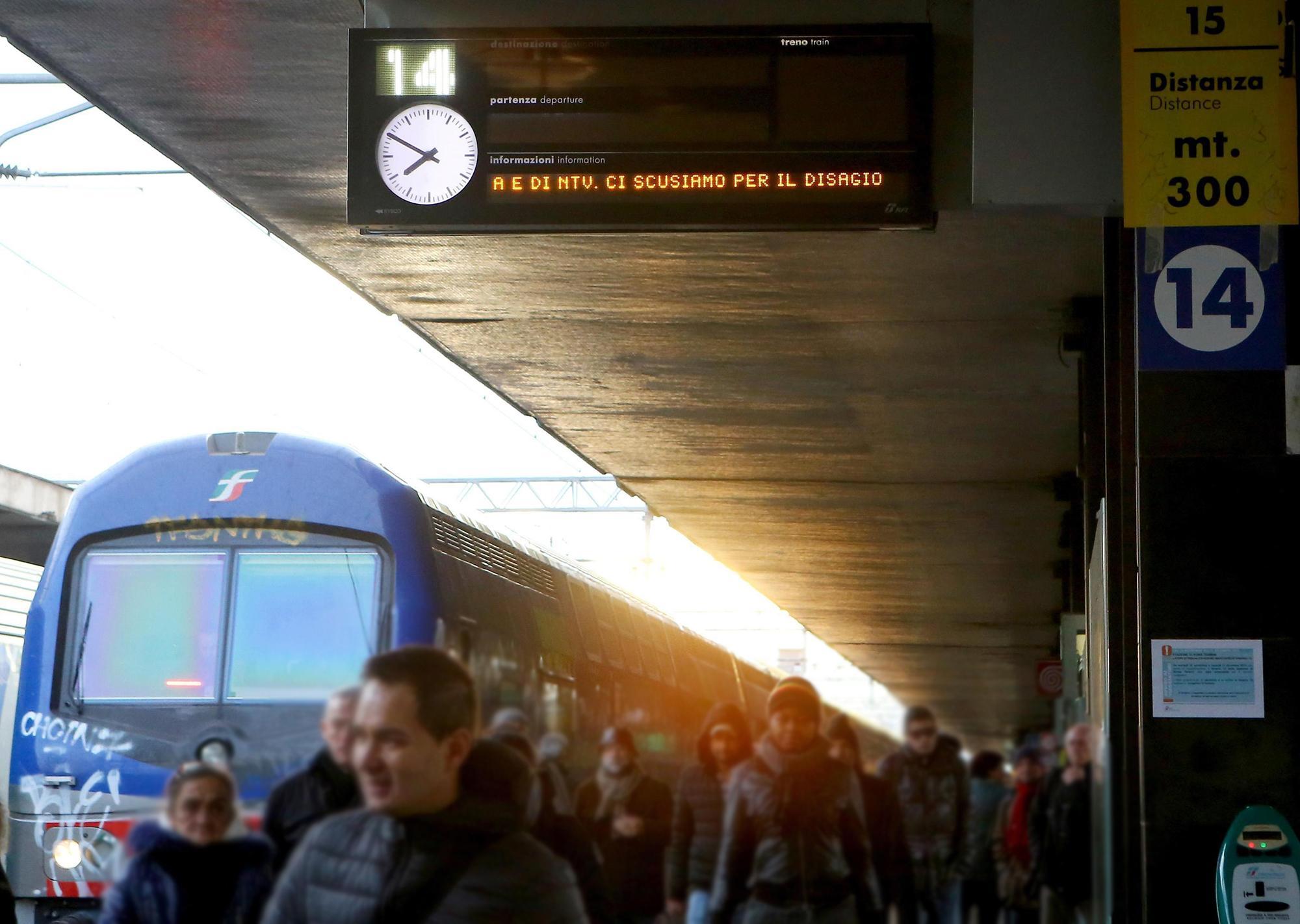 Sciopero dei treni: metà dei regionali soppressi o in forte ritardo