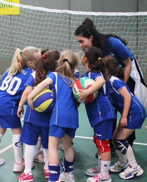 Senza palestra le bambine del volley 