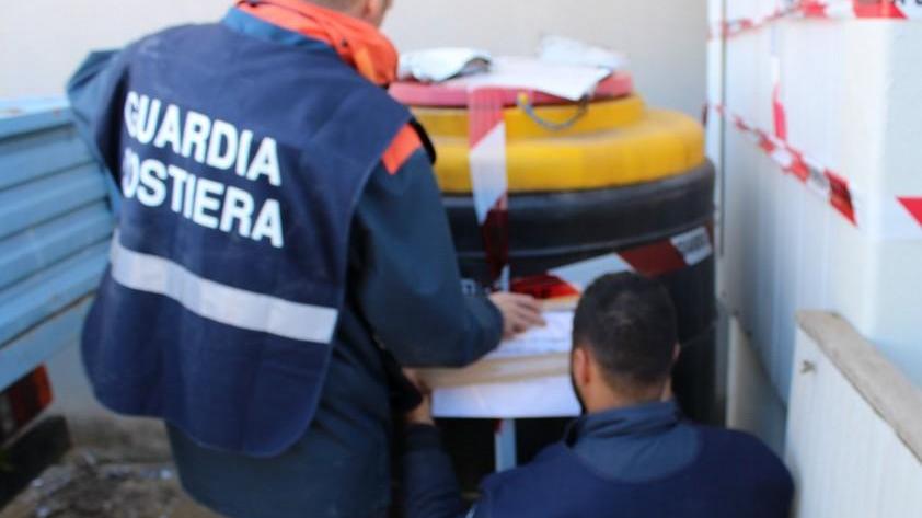 Cantiere nautico nei guai: stoccati rifiuti contaminati