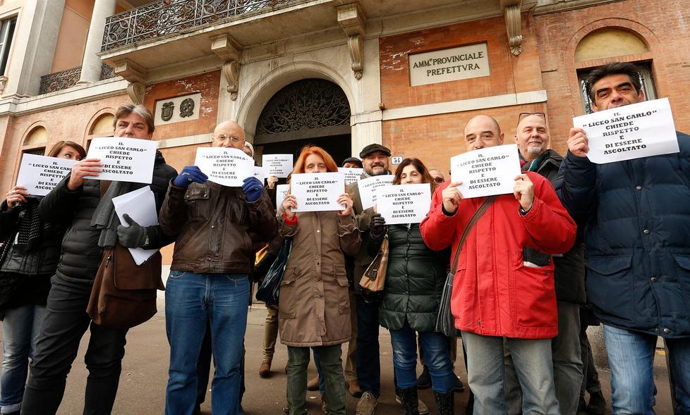S.Carlo, genitori del liceo contro la fusione