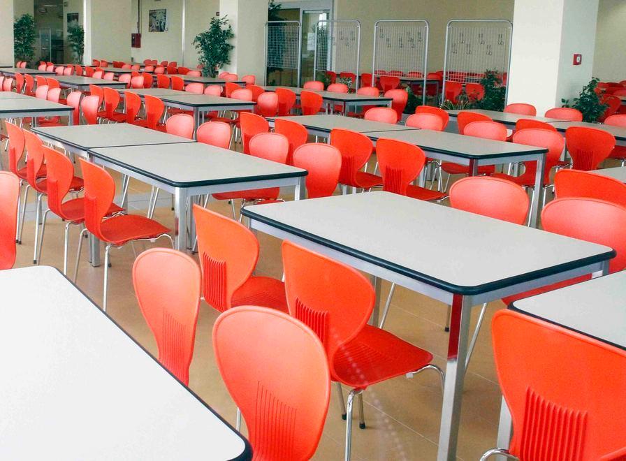 Appalto mensa al Sant’Anna «Pressioni sulle lavoratrici» 