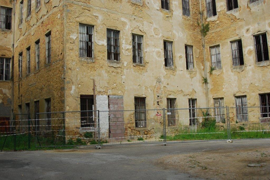 L'ex manicomio a Volterra