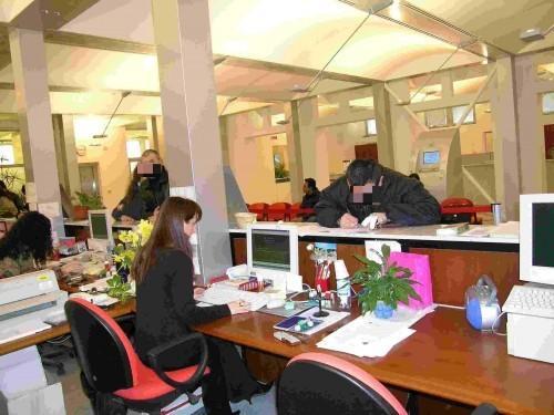 L'ufficio anagrafe del Comune di Prato