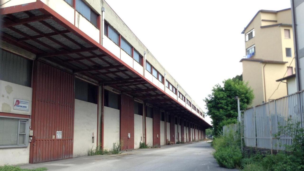 I Magazzini generali, ora abbandonati, vicino alla stazione