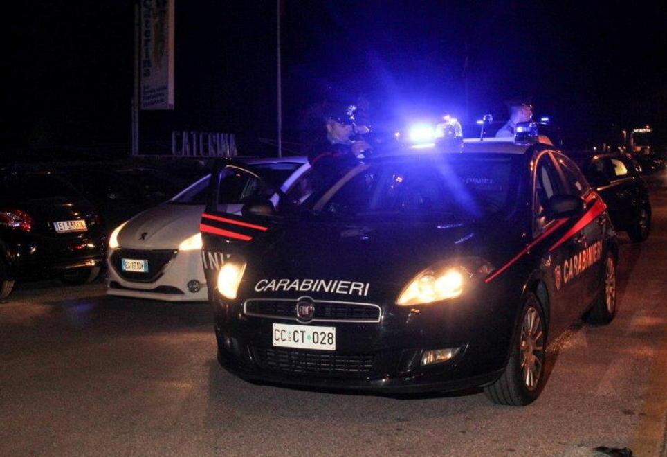 È già tornato in libertà l’assalitore del Maki 