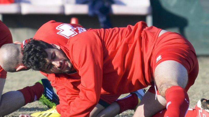 Budoni , insidia sintetico «E in casa sanno lottare»
