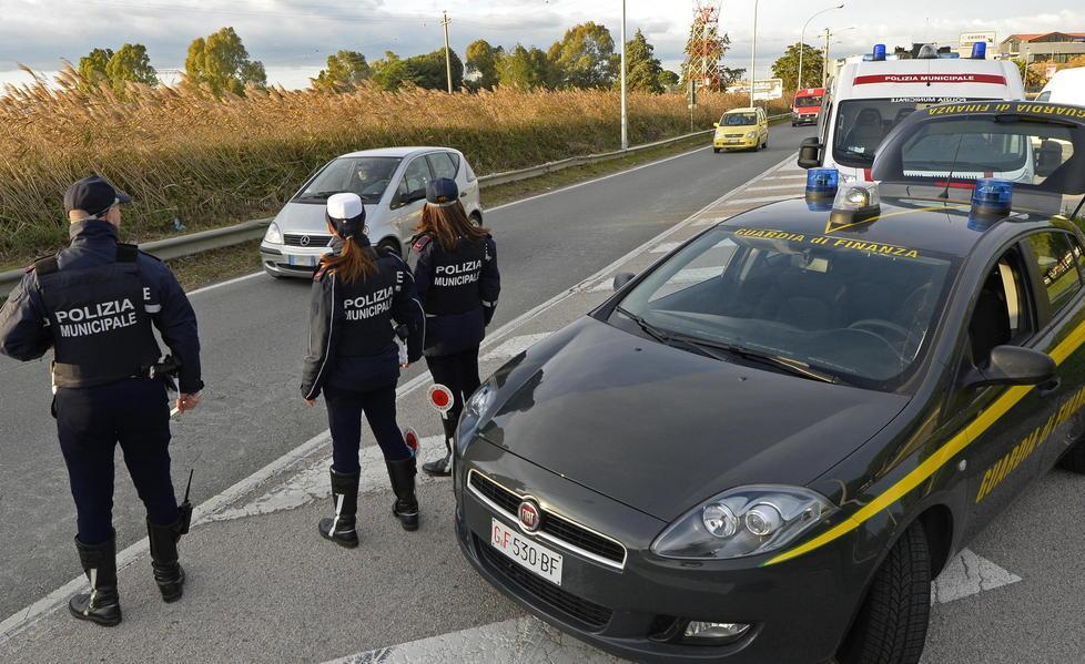Droga, sequestri anche al parco 