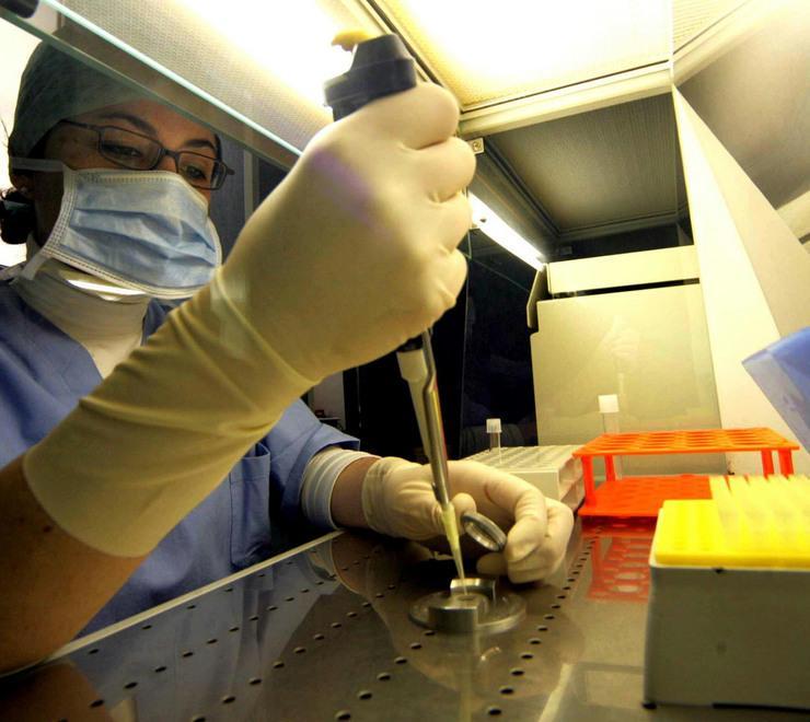 I sindacati: «Rischio chiusura per il laboratorio analisi»
