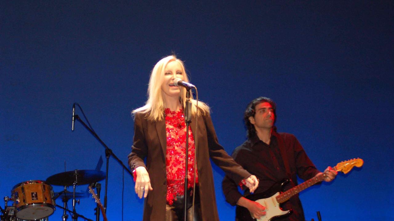 Patty Pravo sul palco del Politeama (foto Batavia)